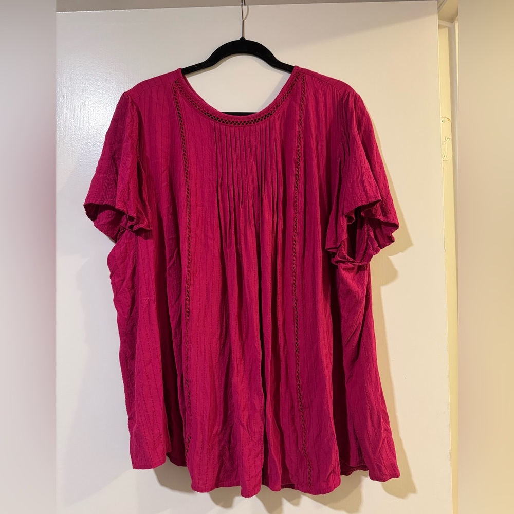 Knox Rose 2x short flutter sleeve blouse in raspberry red
